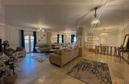 Villa - 5 Bedrooms - 4 Bathrooms for rent in Street 16 - 11th District - Sheikh Zayed City - Giza