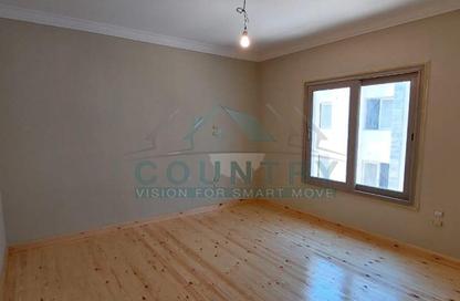 Apartment - 3 Bedrooms - 2 Bathrooms for sale in Galleria Moon Valley - South Investors Area - New Cairo City - Cairo Apartment - 3 Bedrooms - 2 Bathrooms for sale in Galleria Moon Valley - South Investors Area - New Cairo City - Cairo