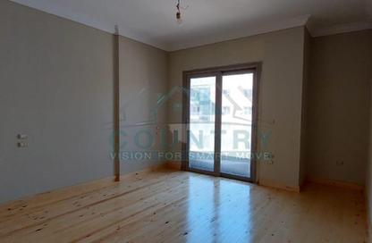 Apartment - 3 Bedrooms - 2 Bathrooms for sale in Galleria Moon Valley - South Investors Area - New Cairo City - Cairo Apartment - 3 Bedrooms - 2 Bathrooms for sale in Galleria Moon Valley - South Investors Area - New Cairo City - Cairo