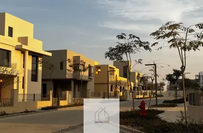 Villa - 4 Bedrooms - 3 Bathrooms for sale in O West - 6 October Compounds - 6 October City - Giza