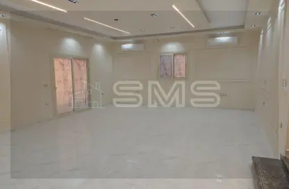 شقة - 3 غرف نوم - 3 حمامات للايجار في غرب الجولف - كمبوندات القطامية - القطامية - مدينة القاهرة الجديدة - القاهرة