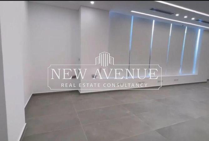 52972325 - صورة العقار 3