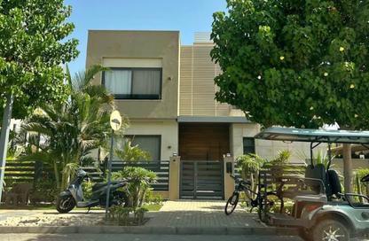 Villa - 3 Bedrooms - 4 Bathrooms for sale in The Crown - Cairo Alexandria Desert Road - 6 October City - Giza