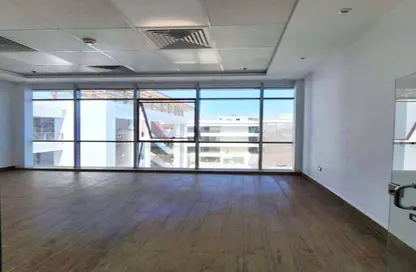 مساحات مكتبية - غرفة نوم - 1 حمام للبيع في شارع ال ٩٠ الجنوبي - شارع التسعين الجنوبي - التجمع الخامس - مدينة القاهرة الجديدة - القاهرة