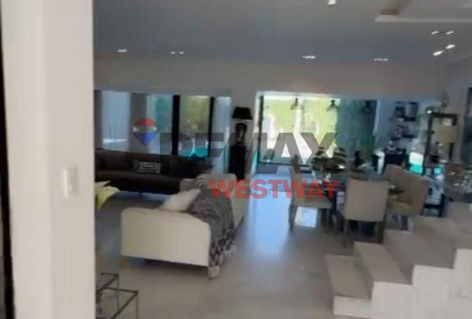 74048976 - Property Image 3