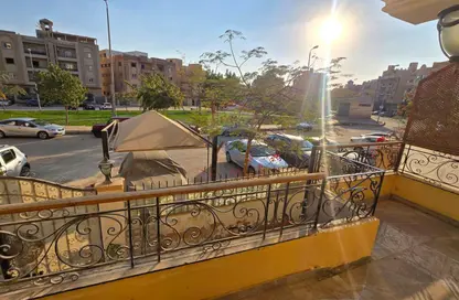 شقة - 3 غرف نوم - 2 حمامات للبيع في الحي السادس عشر - الشيخ زايد - الجيزة