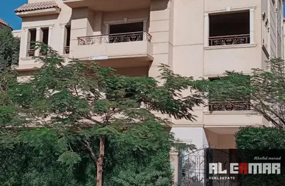 فيلا - 8 غرف نوم - 8 حمامات للبيع في الحي السابع - الشيخ زايد - الجيزة