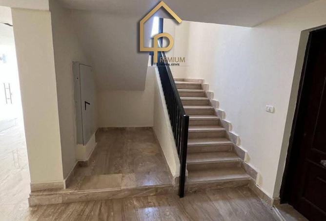 8698943 - Property Image 3