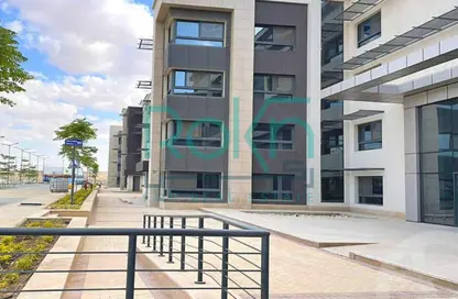 Clinic - 2 Bedrooms - 1 Bathroom for sale in New Giza - Cairo Alexandria Desert Road - 6 October City - Giza