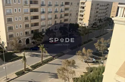 Apartment - 3 Bedrooms - 3 Bathrooms for sale in Hyde Park - New Cairo City - Cairo