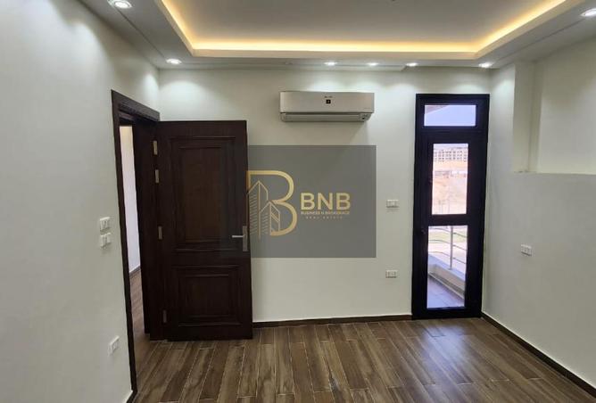 54237575 - صورة العقار 3