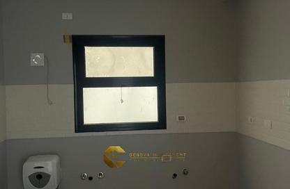 Apartment - 3 Bedrooms - 3 Bathrooms for rent in Village West - Sheikh Zayed Compounds - Sheikh Zayed City - Giza