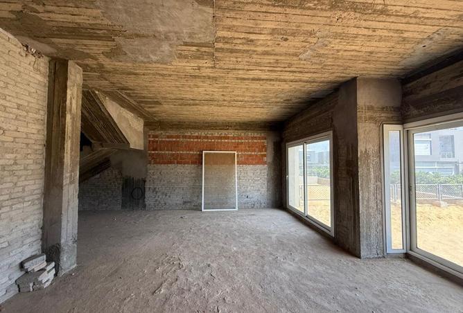 102078260 - Property Image 2