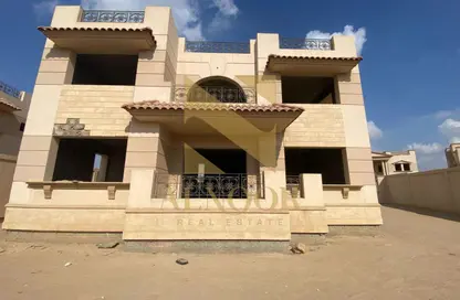 فيلا - 5 غرف نوم - 5 حمامات للبيع في رويال سيتي - كمبوندات الشيخ زايد - الشيخ زايد - الجيزة