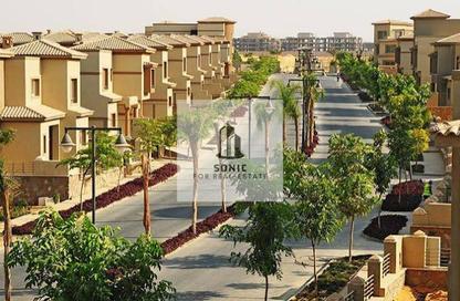 Apartment - 4 Bedrooms - 2 Bathrooms for sale in South Lotus - El Lotus - New Cairo City - Cairo