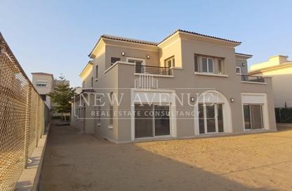 Villa - 5 - 6 for sale in The Fourteen Golf Residences - Uptown Cairo - Mokattam - Cairo