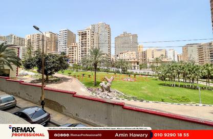 شقة - 3 غرف نوم - 3 حمامات للايجار في شارع مصطفي ابو هيف - سابا باشا - حي شرق - الاسكندرية