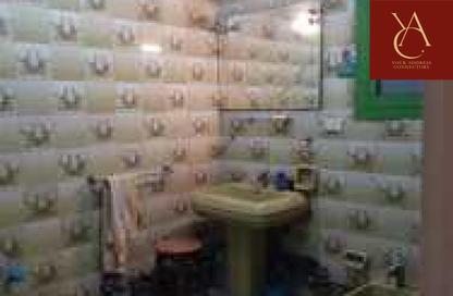 Apartment - 4 Bedrooms - 2 Bathrooms for sale in Dokki - Giza