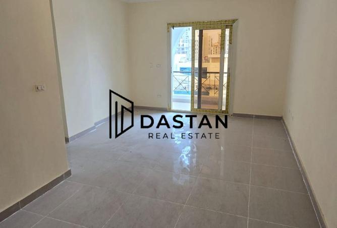 99403125 - Property Main Image