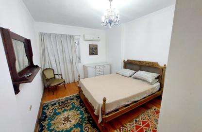 Apartment - 3 Bedrooms - 2 Bathrooms for rent in Street 15 - Maadi - Hay El Maadi - Cairo