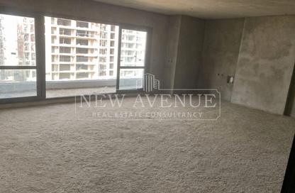 Apartment - 3 Bedrooms - 3 Bathrooms for sale in El Patio Oro - 5th Settlement Compounds - The 5th Settlement - New Cairo City - Cairo