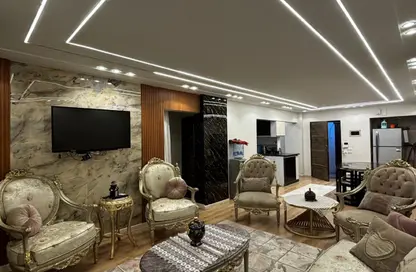 Apartment - 2 Bedrooms - 2 Bathrooms for sale in Tabarak - Zahraa El Maadi - Hay El Maadi - Cairo Apartment - 2 Bedrooms - 2 Bathrooms for sale in Tabarak - Zahraa El Maadi - Hay El Maadi - Cairo