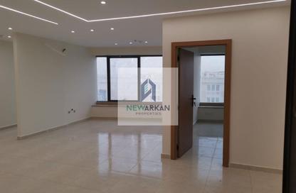 Office Space - 3 Bedrooms - 1 Bathroom for rent in Zayed Dunes - 6th District - Sheikh Zayed City - Giza