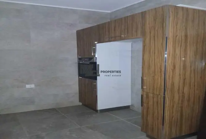 109632021 - Property Image 3
