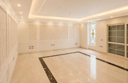Apartment - 3 Bedrooms - 3 Bathrooms for rent in West Golf - El Katameya Compounds - El Katameya - New Cairo City - Cairo