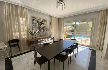 فيلا - 4 غرف نوم - 5 حمامات للايجار في ليك فيو - كمبوندات التجمع الخامس - التجمع الخامس - مدينة القاهرة الجديدة - القاهرة