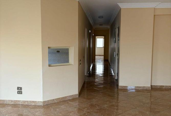 60960223 - Property Image 2