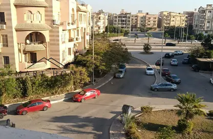 Apartment - 3 Bedrooms - 2 Bathrooms for rent in 8th District - Sheikh Zayed City - Giza