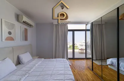 فيلا - 4 غرف نوم - 5 حمامات للايجار في نيو جيزة - طريق مصر اسكندرية الصحراوي - مدينة 6 أكتوبر - الجيزة