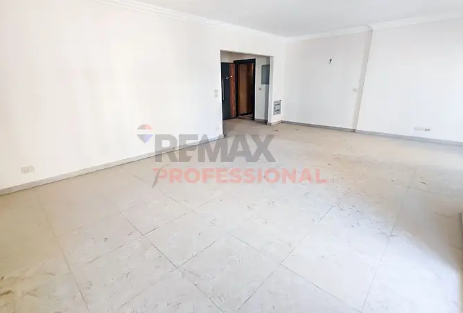 99804693 - Property Image 2