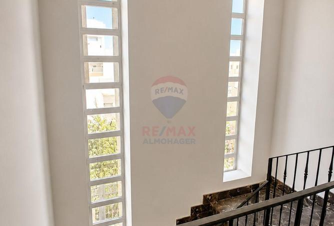 99801547 - صورة العقار 3