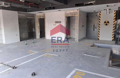 محل تجاري - استوديو - 2 حمامات للايجار في وان جولدن سكوير مول - التجمع الخامس - مدينة القاهرة الجديدة - القاهرة
