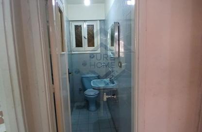 Apartment - 5 Bedrooms - 3 Bathrooms for sale in Al Geish Road - Laurent - Hay Sharq - Alexandria