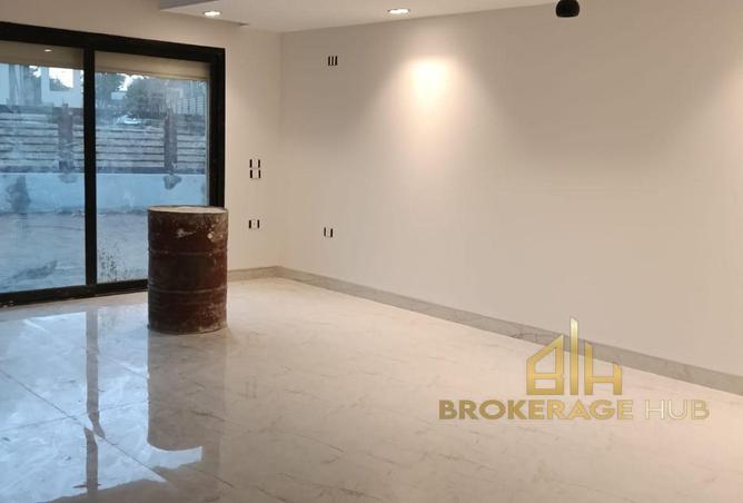 73774292 - Property Image 3