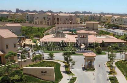 Townhouse - 4 Bedrooms - 5 Bathrooms for sale in Hilltop Golf Villas - Uptown Cairo - Mokattam - Cairo Townhouse - 4 Bedrooms - 5 Bathrooms for sale in Hilltop Golf Villas - Uptown Cairo - Mokattam - Cairo
