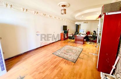 Apartment - 4 Bedrooms - 3 Bathrooms for sale in Albert Al Awal St. - Smouha - Hay Sharq - Alexandria