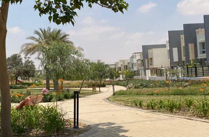 Villa - 3 Bedrooms - 4 Bathrooms for sale in Hyde Park - New Cairo City - Cairo