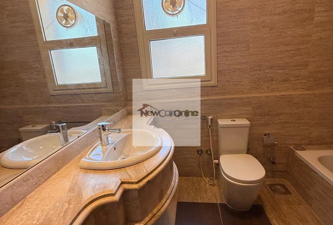 84244684 - Property Image 3