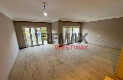 Townhouse - 5 - 4 for sale in Palm Hills WoodVille - Al Wahat Road - 6 October City - Giza