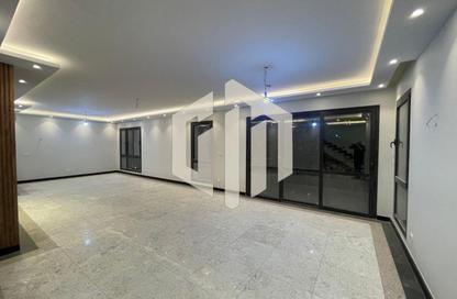 Duplex - 3 Bedrooms - 4 Bathrooms for rent in Eastown - 5th Settlement Compounds - The 5th Settlement - New Cairo City - Cairo