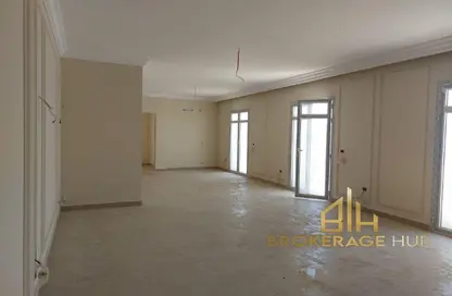 Apartment - 4 Bedrooms - 3 Bathrooms for rent in Hyde Park - New Cairo City - Cairo
