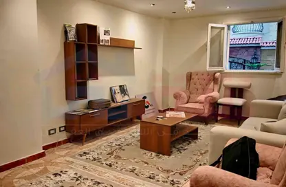 Apartment - 2 Bedrooms - 1 Bathroom for sale in Khaleel Al Masry St. - Kafr Abdo - Roushdy - Hay Sharq - Alexandria