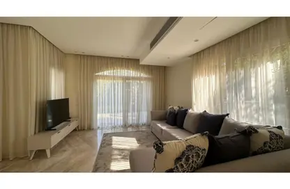 Villa - 5 Bedrooms - 4 Bathrooms for sale in Stone Park - 5th Settlement Compounds - The 5th Settlement - New Cairo City - Cairo