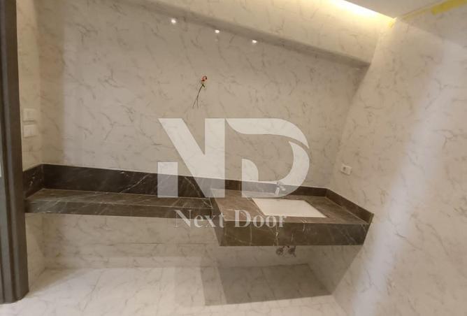 8473434 - Property Image 2