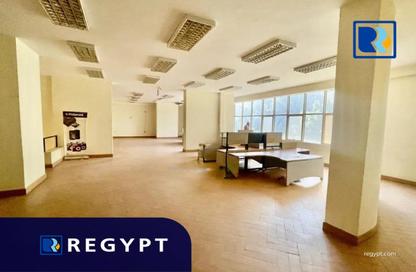 Office Space - Studio - 4 Bathrooms for rent in Street 275 - New Maadi - Hay El Maadi - Cairo