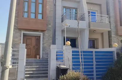 Townhouse - 4 Bedrooms - 3 Bathrooms for sale in Lavida Al Bustan - 26th of July Corridor - 6 October City - Giza